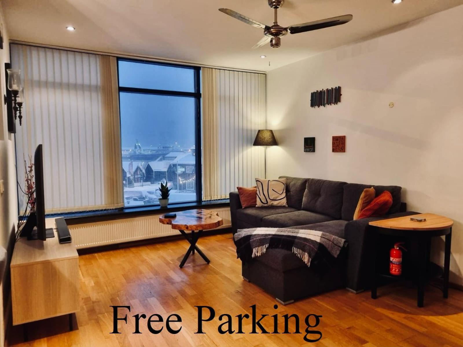 Aurora Harbour Apartment